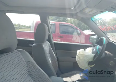 2004 Subaru Forester 2.5Xs from USA, damaged, VIN JF1SG65644H733864